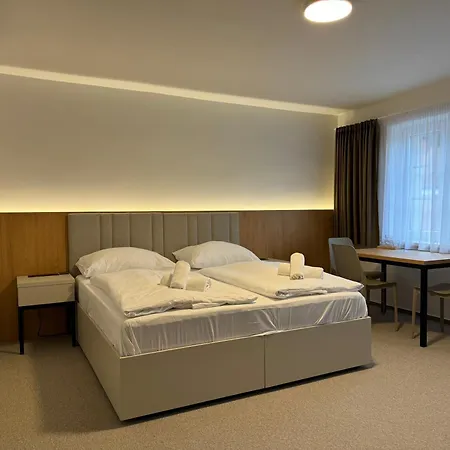 Eden Palava 4* Клентнице